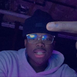 Meet your Posher, Markeno